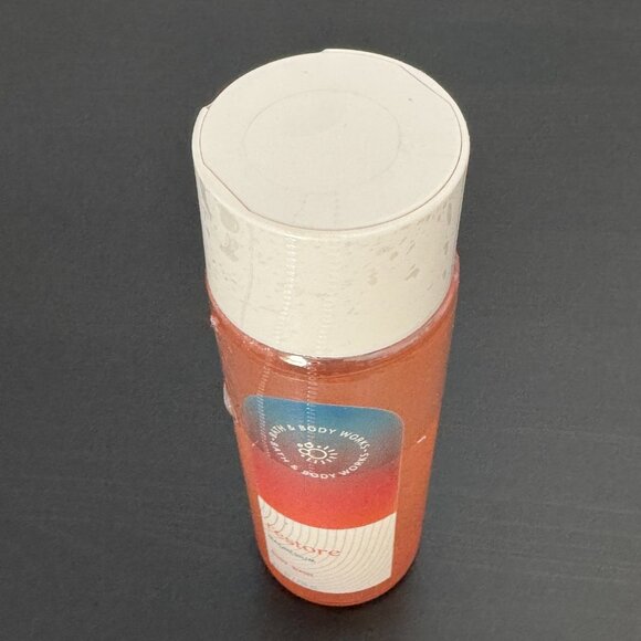 Bath & Body Works Restore With Magnesium Body Wash - Picture 10 of 12